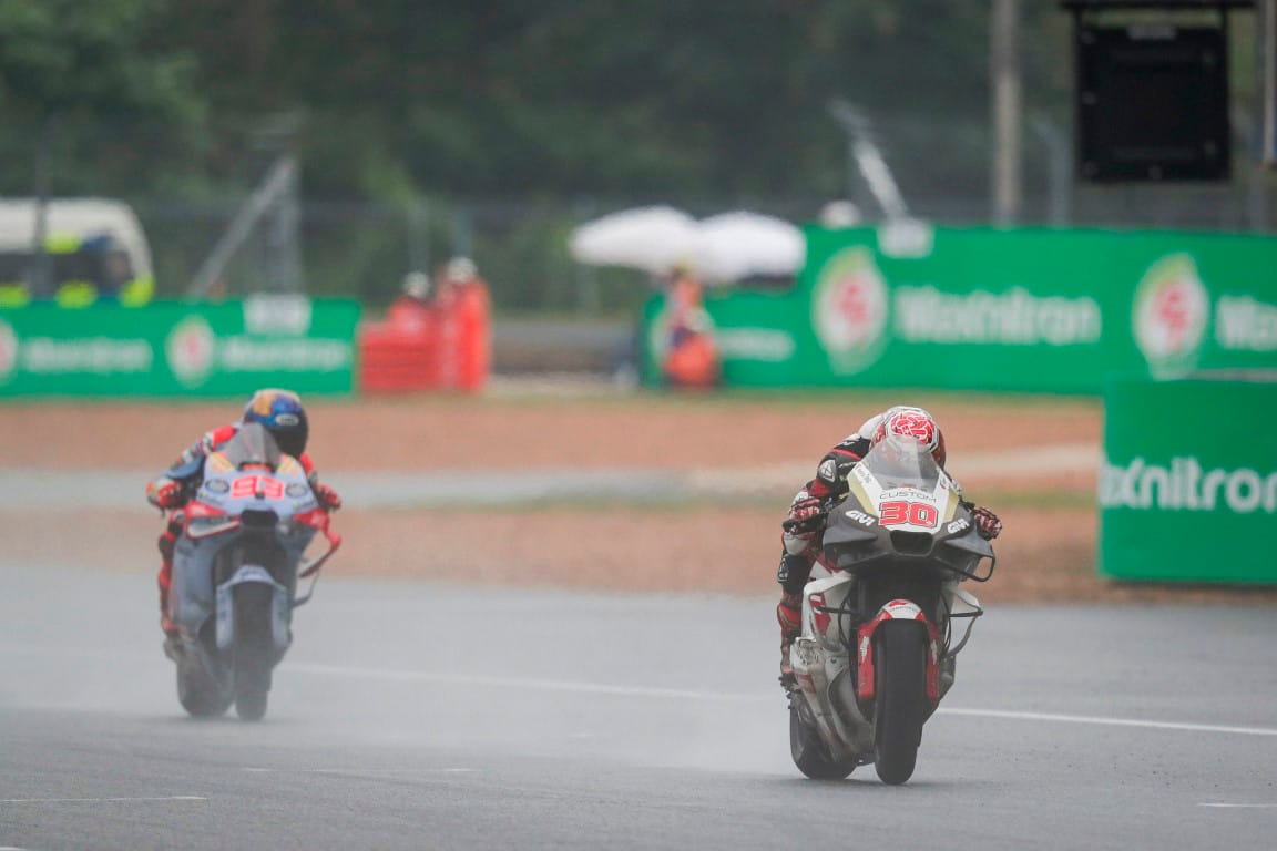 Takaaki Nakagami and Marc Marquez, MotoGP