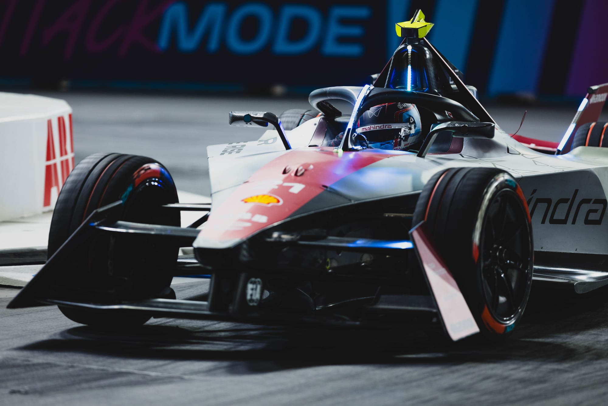 Nyck de Vries Mahindra London Formula E 2024