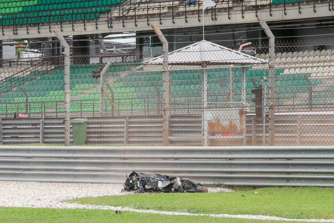 Raul Fernandez's crashed Trackhouse Aprilia MotoGP bike