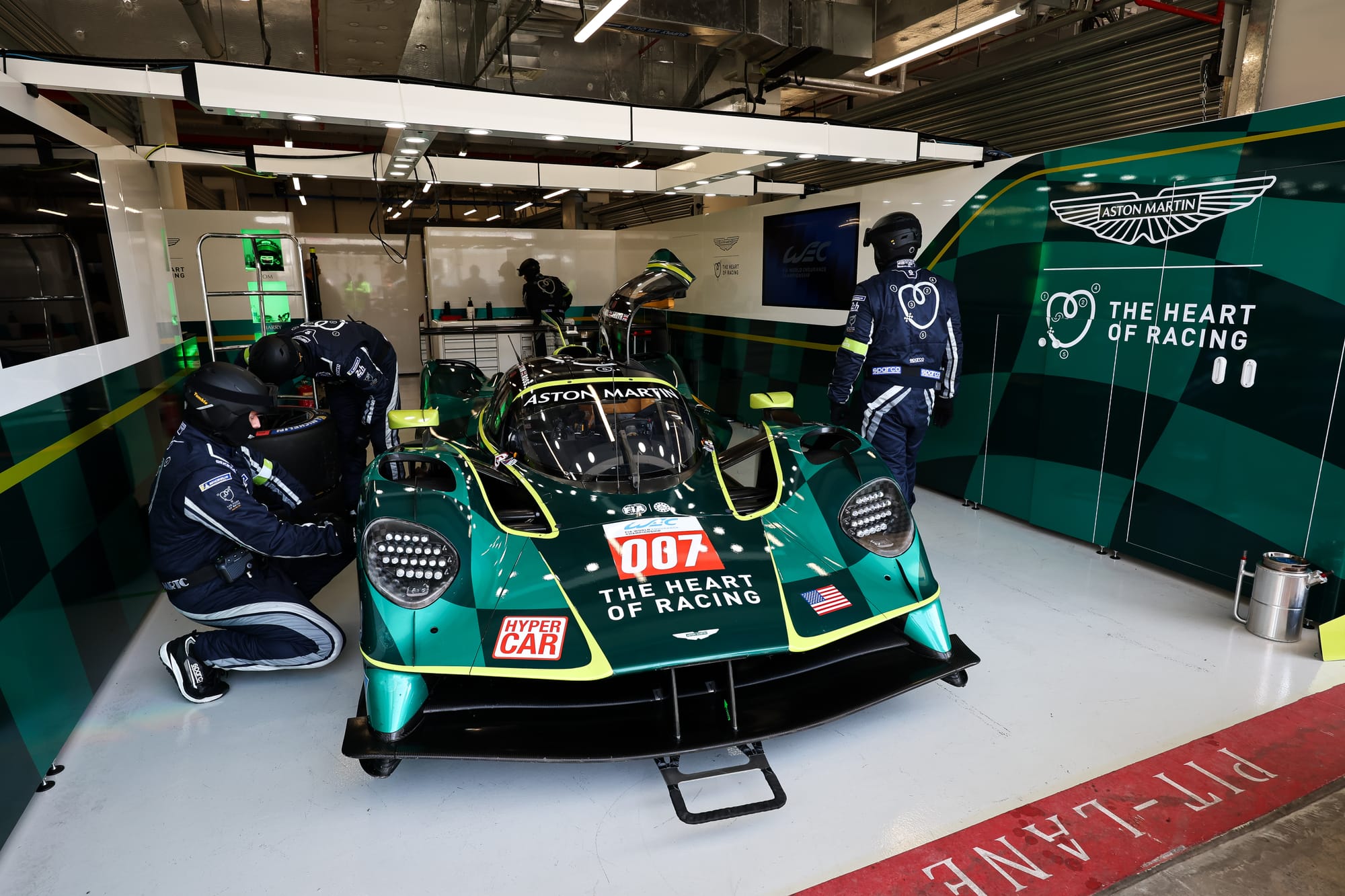 Aston Martin Qatar WEC test 2025