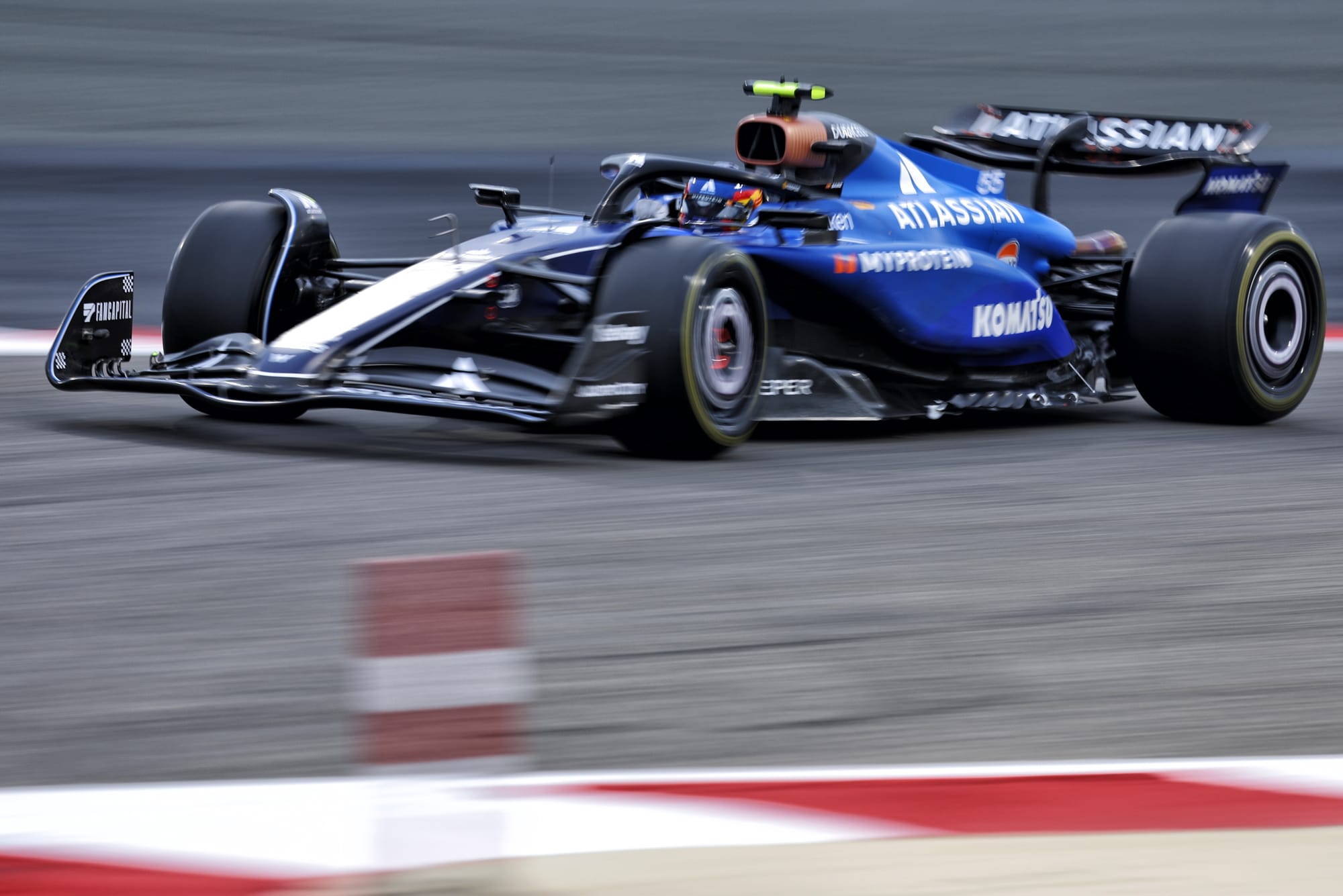 Carlos Sainz Williams Bahrain F1 testing 2025