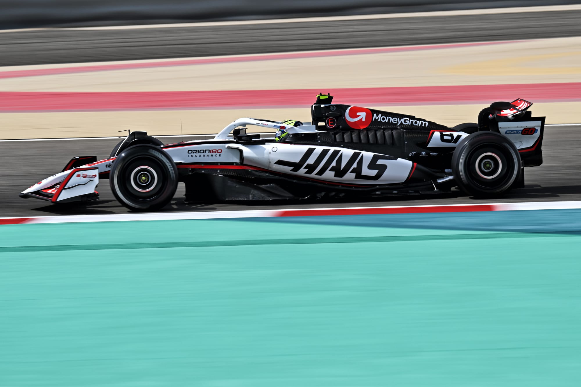 Ollie Bearman Haas Bahrain F1 testing 2025