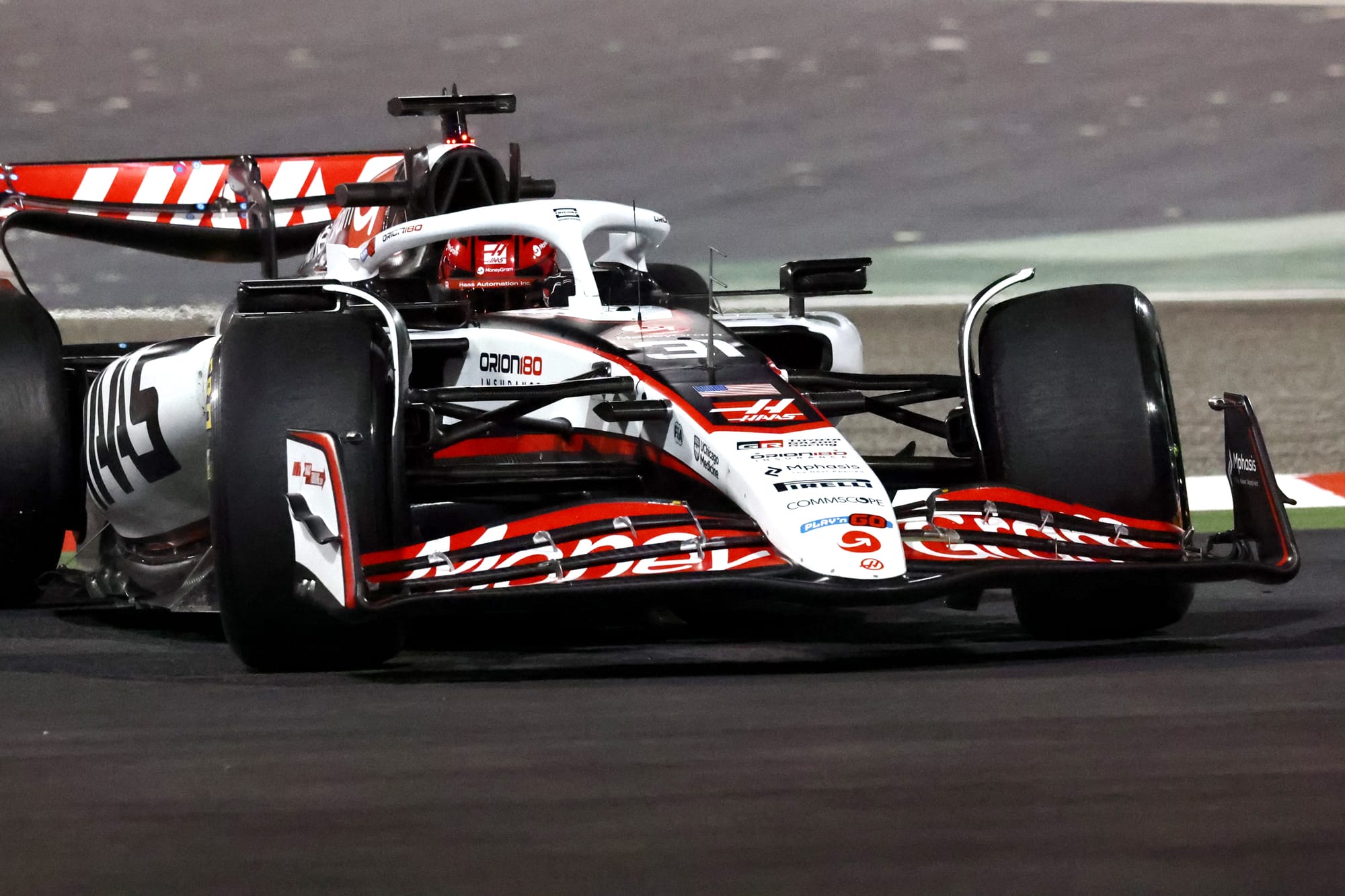 Esteban Ocon Haas Bahrain F1 test 2025