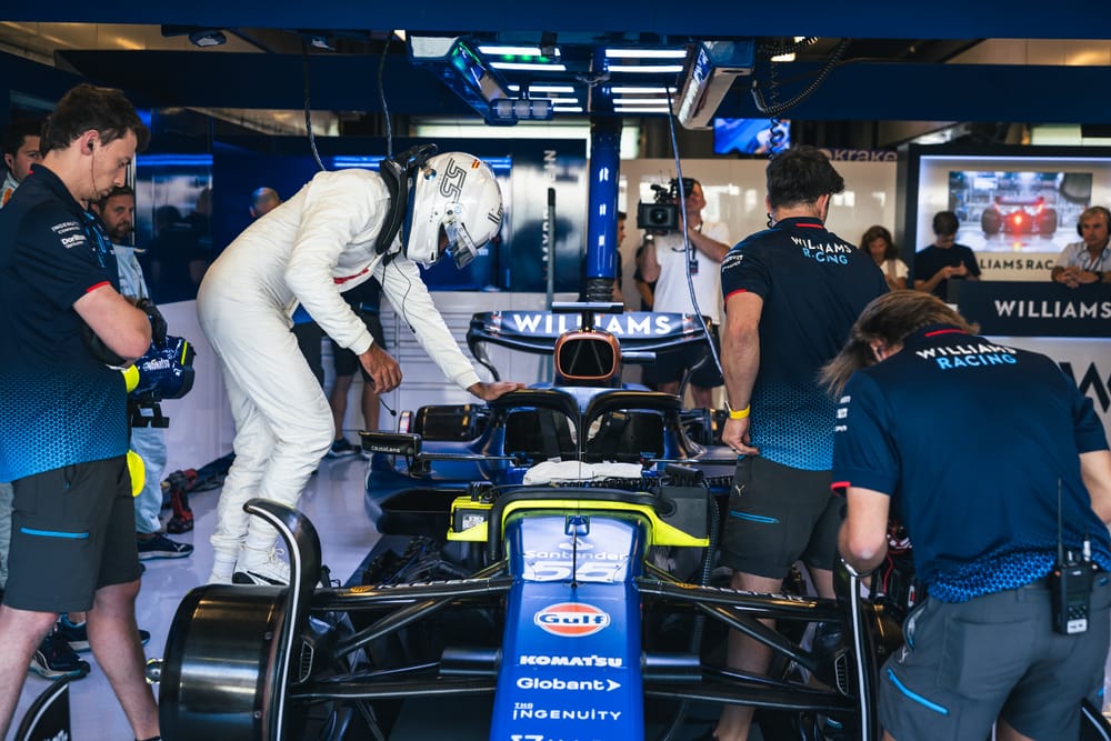 Sainz's Williams F1 debut delivers key warning shot