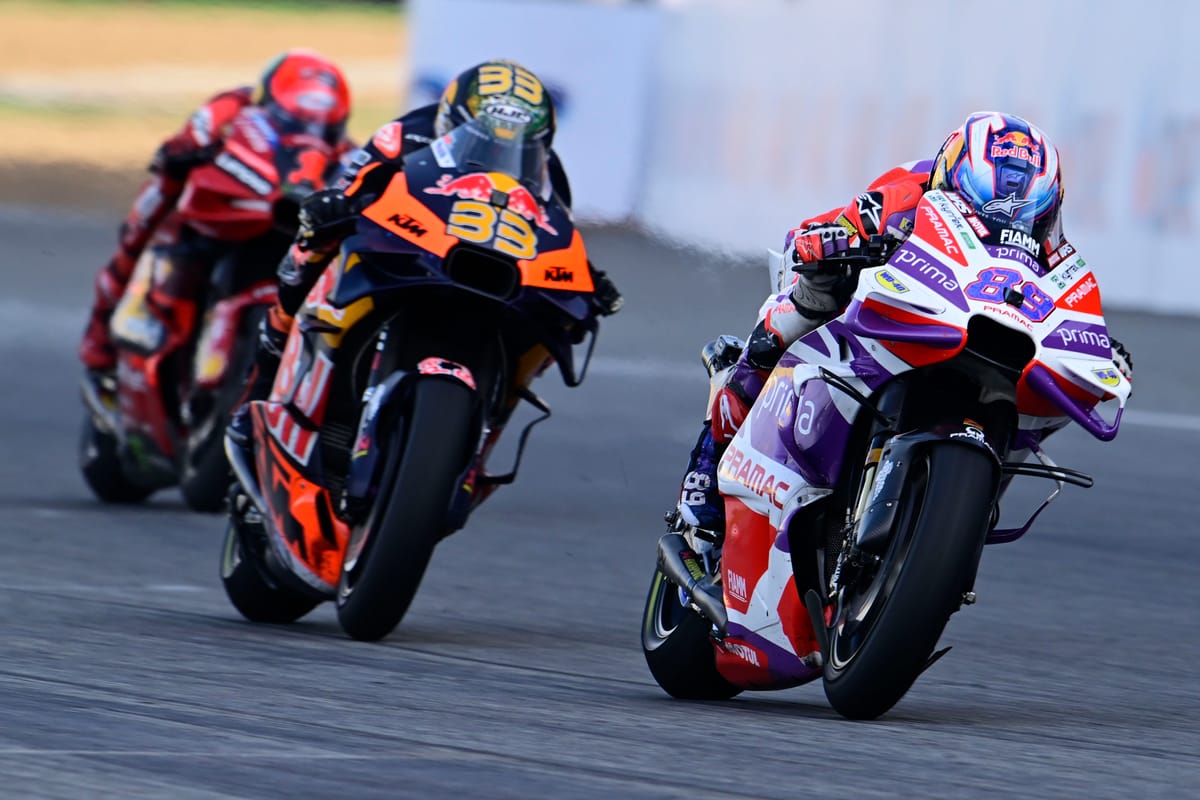 Martin Prevails In Three-way Victory Duel In Phenomenal Thai GP - The Race