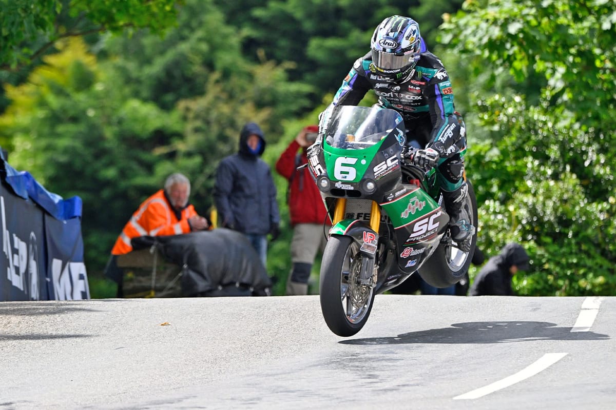 'I'm no better than Joey' - Dunlop breaks Isle of Man TT win record ...