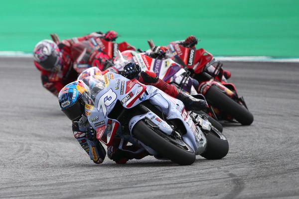 Martin cuts into Bagnaia's lead again as Marquez dominates sprint