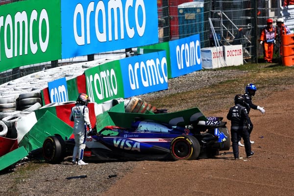 Two reasons Ricciardo escaped penalty for Albon Japanese GP crash