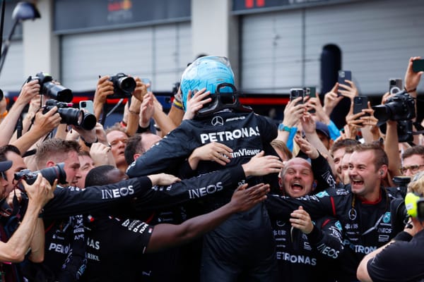 An emphatic response to lingering Mercedes leadership concerns