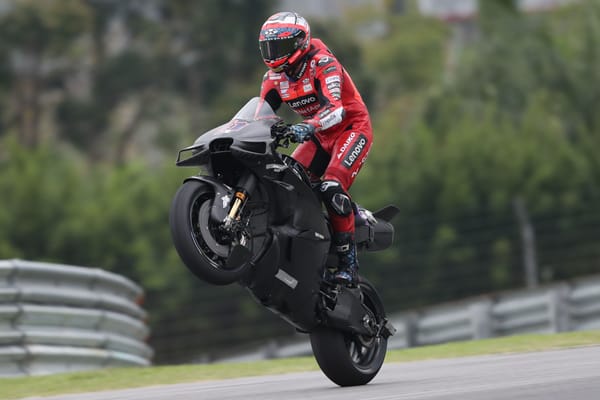 Who are the MotoGP test riders?